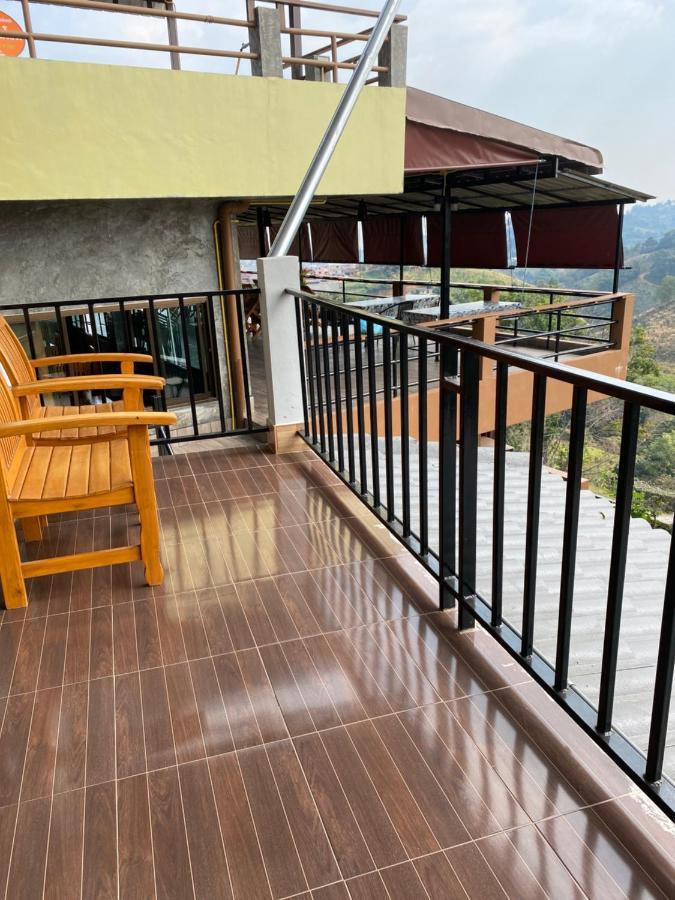 Thai Tea Garden Home Чианграй Экстерьер фото